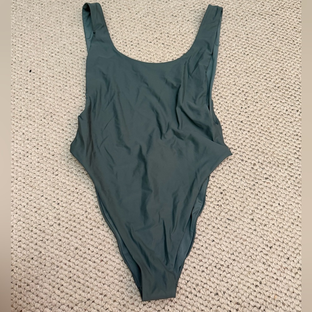 Aerie one piece bathing suit size medium